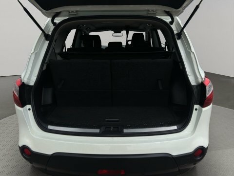 Nissan Qashqai+2 1.6 Acenta 2Wd White #6