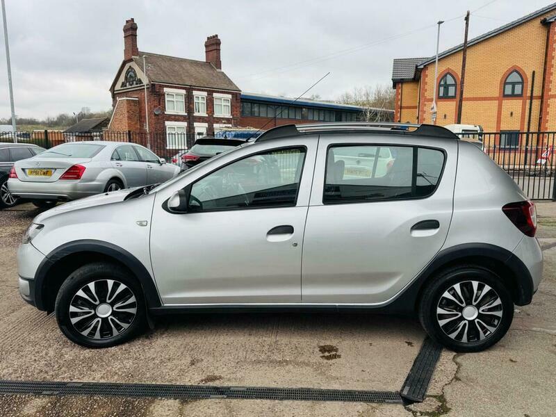 Dacia Sandero Access White #7