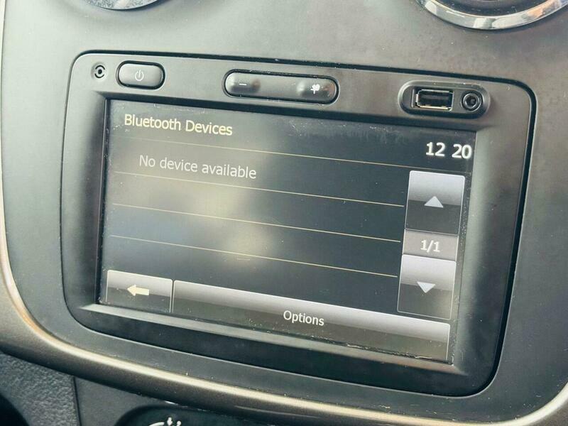 Dacia Sandero Access White #23