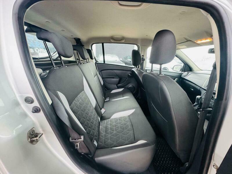 Dacia Sandero Access White #12