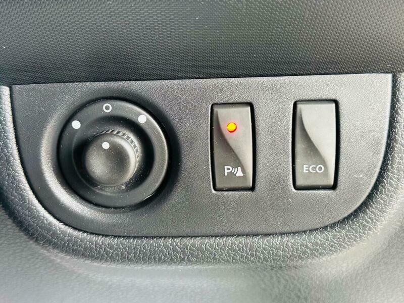 Dacia Sandero Access White #19