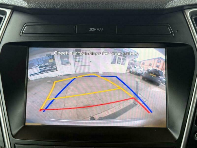Hyundai Santa Fe Diesel Black #30