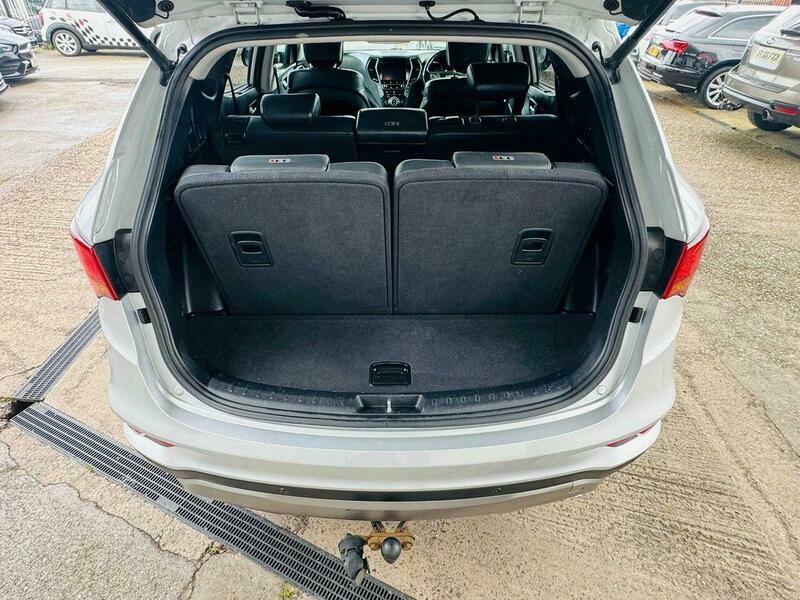 Hyundai Santa Fe Diesel Black #16