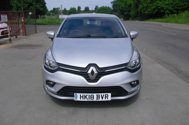 Renault Clio Hatchback HK18BVR Silver #3