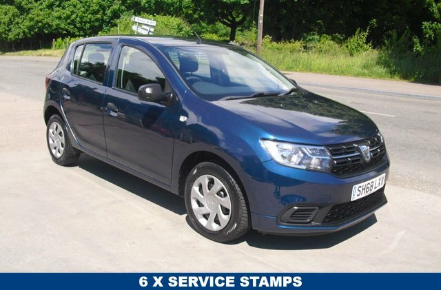 Dacia Sandero Hatchback Blue