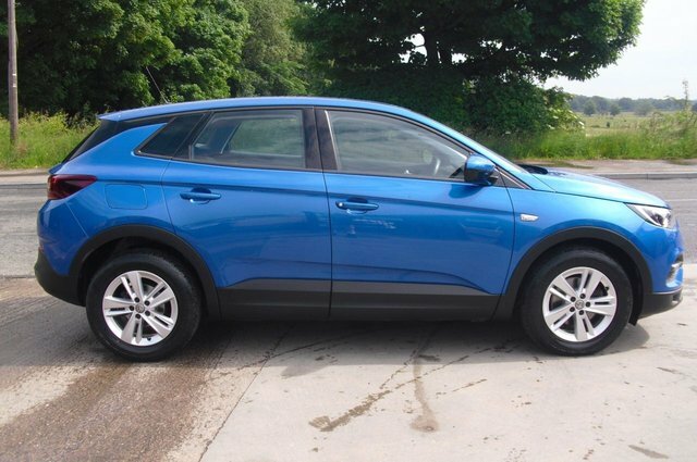 Vauxhall Grandland X Suv Blue #2