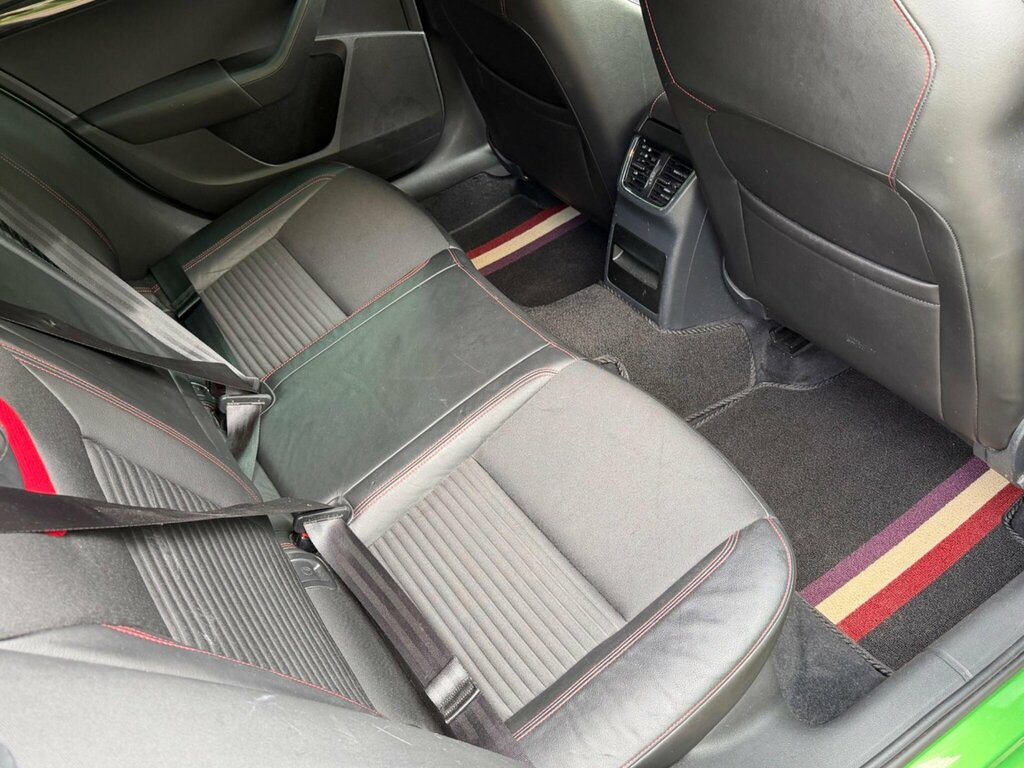 Skoda Octavia 1.6 Tdi Cr 110 S  #11