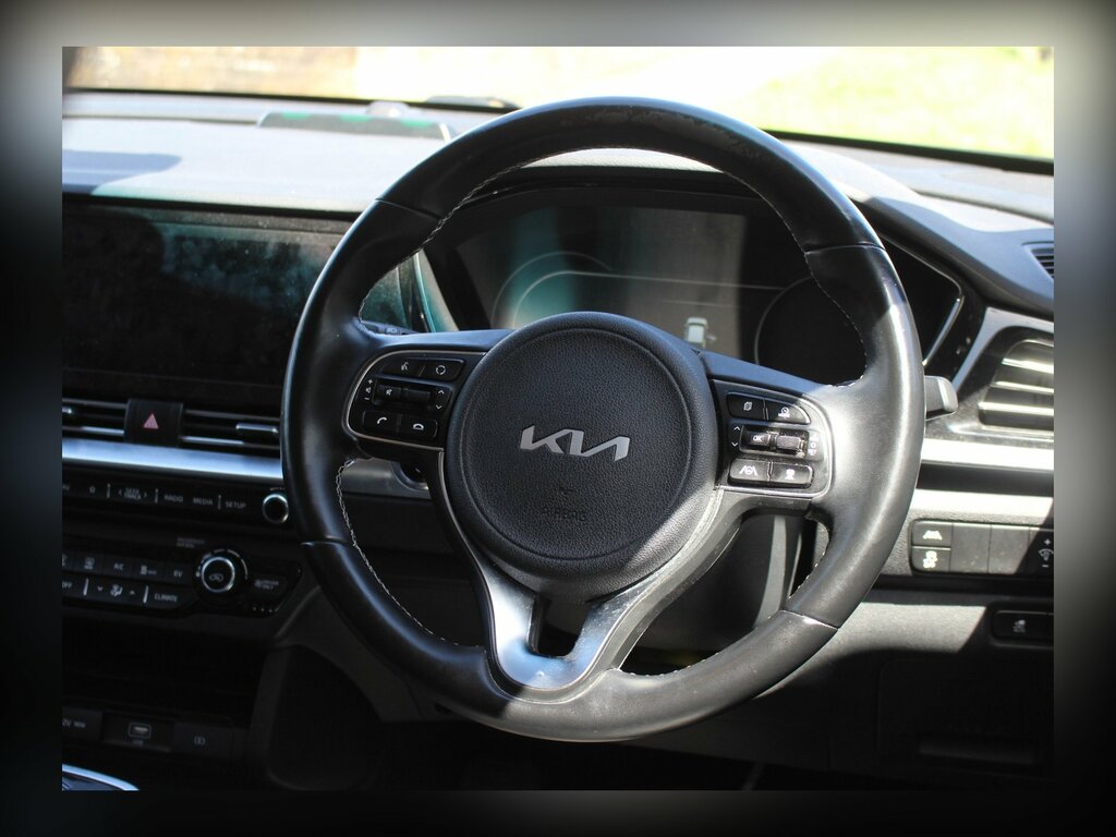 Kia e-Niro 64Kwh 3 Suv 201 Bhp Grey #6