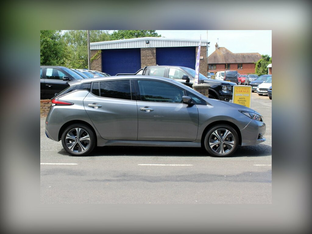 Nissan Leaf 62Kwh E N-connecta Hatchback 2 LL71KVC Grey #5