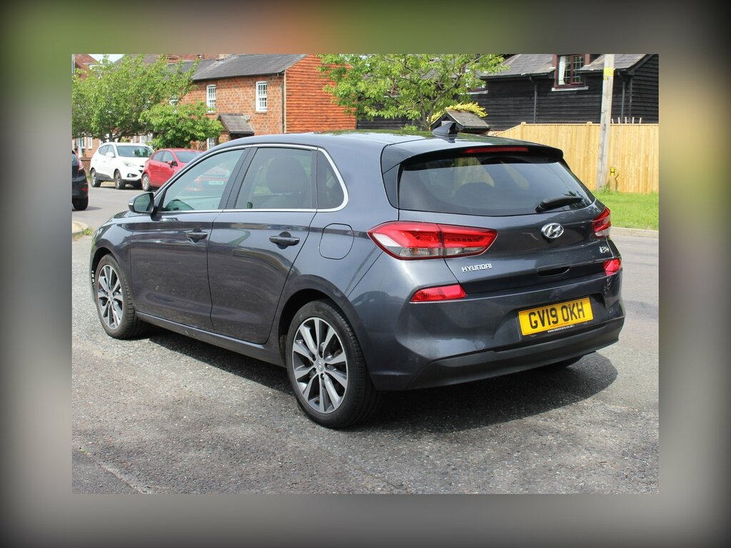 Hyundai I30 1.4 T-gdi Premium Se Hatchback Dct Euro Grey #3