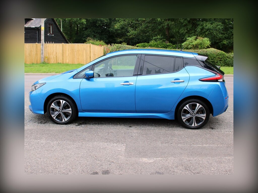 Nissan Leaf 62Kwh E N-tec Hatchback 217 Ps Blue #2