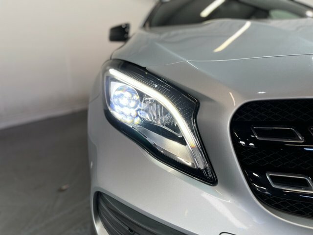 Mercedes-Benz GLA Class 1.6 Gla200 Amg Line Edition Suv 7G-dct Silver #5