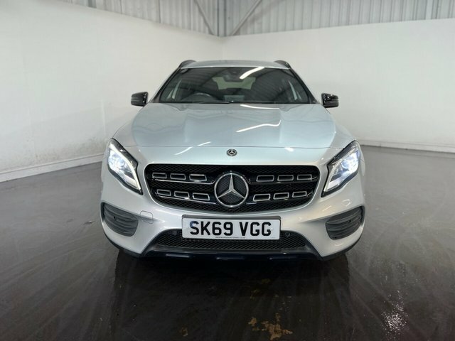 Mercedes-Benz GLA Class 1.6 Gla200 Amg Line Edition Suv 7G-dct Silver #2