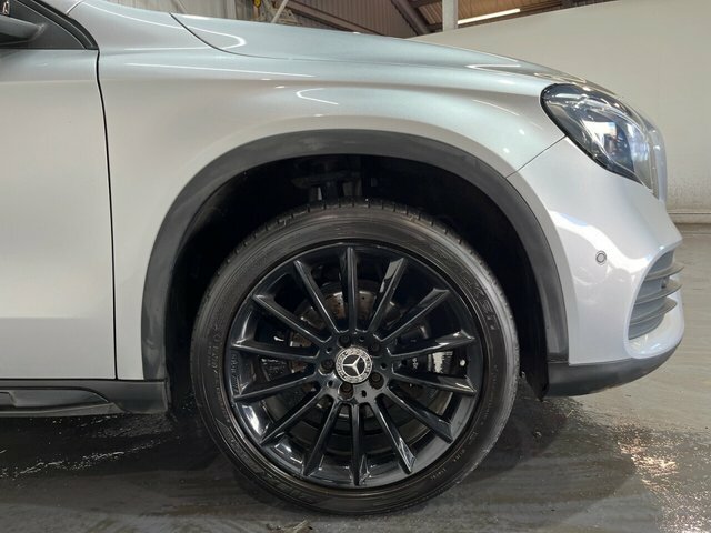 Mercedes-Benz GLA Class Gla 180 Urban Edition #8