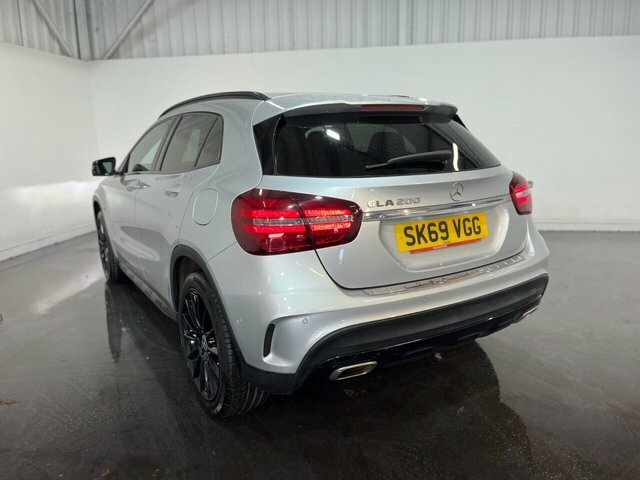 Mercedes-Benz GLA Class Gla 180 Urban Edition #15