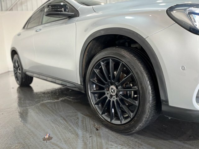 Mercedes-Benz GLA Class Gla 180 Urban Edition #7
