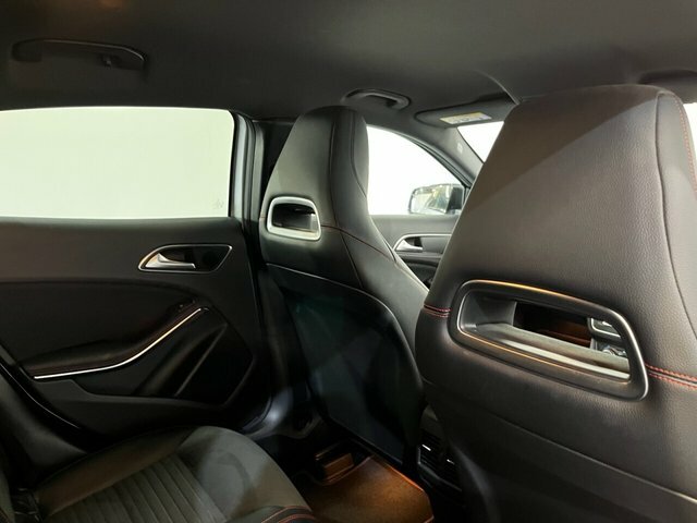 Mercedes-Benz GLA Class Gla 180 Urban Edition #20