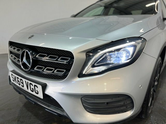 Mercedes-Benz GLA Class 1.6 Gla200 Amg Line Edition Suv 7G-dct Silver #4