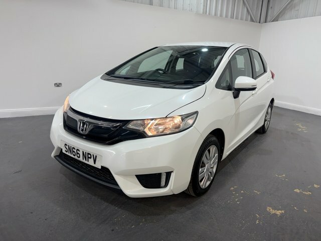 Honda Jazz 1.3 I-vtec S Hatchback Euro 6 S SN66NPV White #3