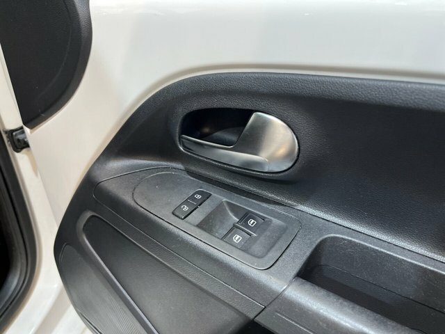 Volkswagen Up Move Up Used #20