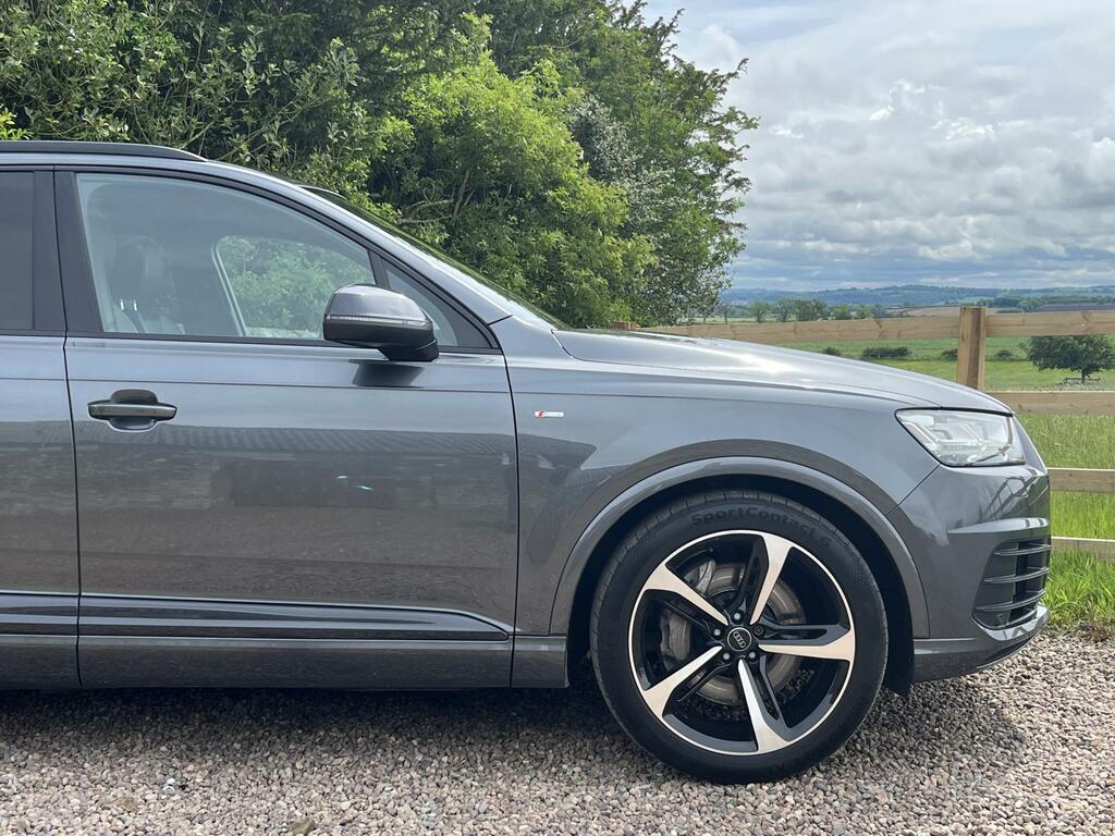 Audi Q7 Black Edition SL68JFN Grey #4