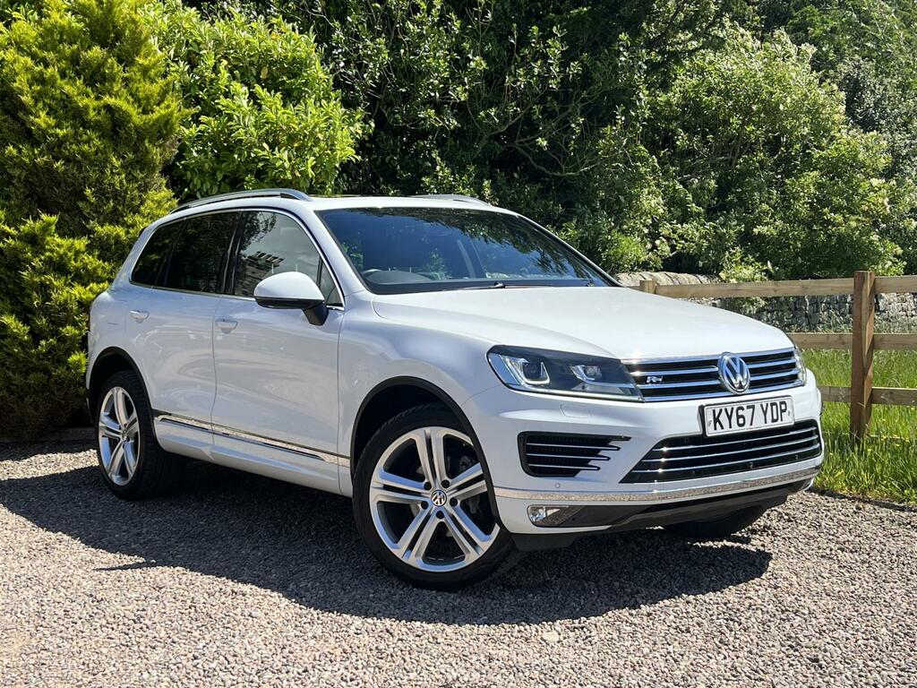 Volkswagen Touareg R-line Plus White