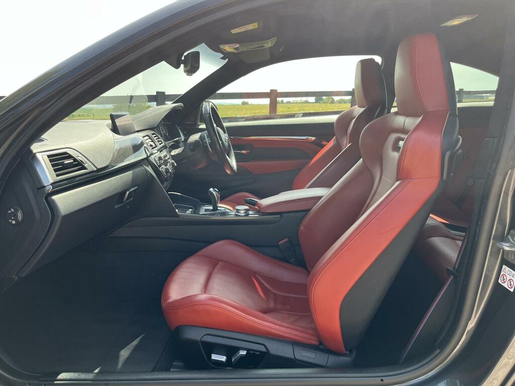 BMW M4 2018 3.0 Biturbo Competition Coupe Dct Blue #23
