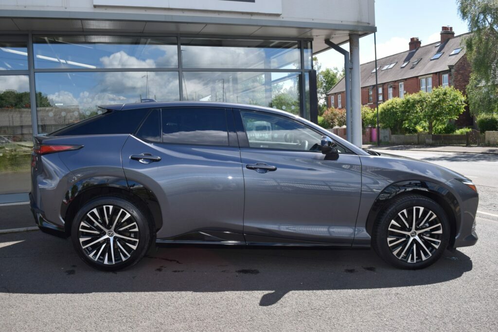 Lexus RZ 230Kw 71.4Kwh Takumi Direct4 Grey #2