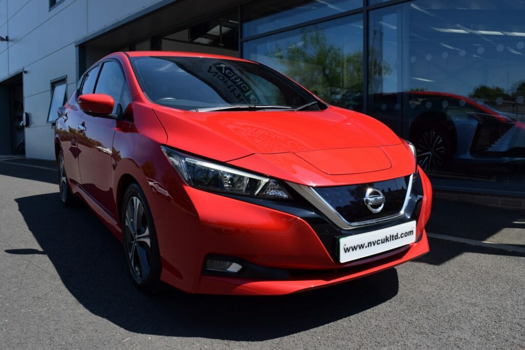 Nissan Leaf 110Kw 40Kwh N-connecta Red #2