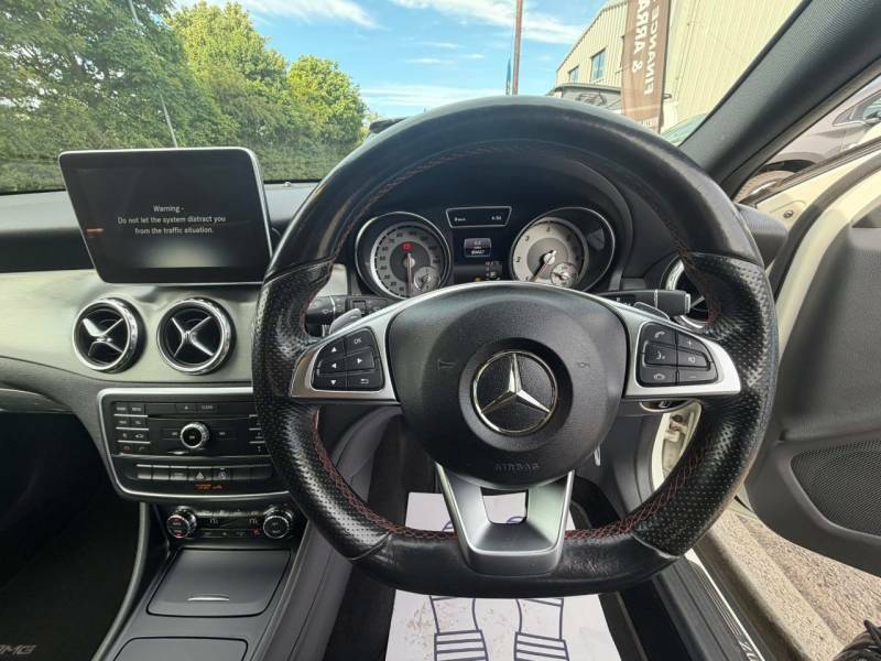 Mercedes-Benz GLA Class Gla 200 Se - Suv 5 Seats Grey #21