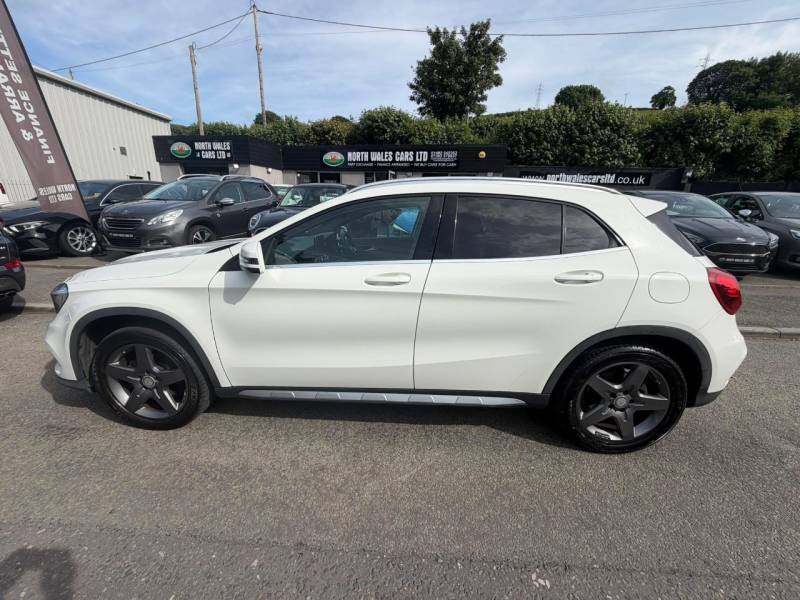 Mercedes-Benz GLA Class Gla 200D Amg Line White #6