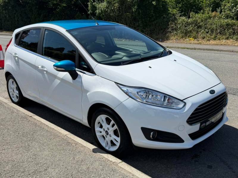 Ford Fiesta 1.25 82 Zetec White White #2