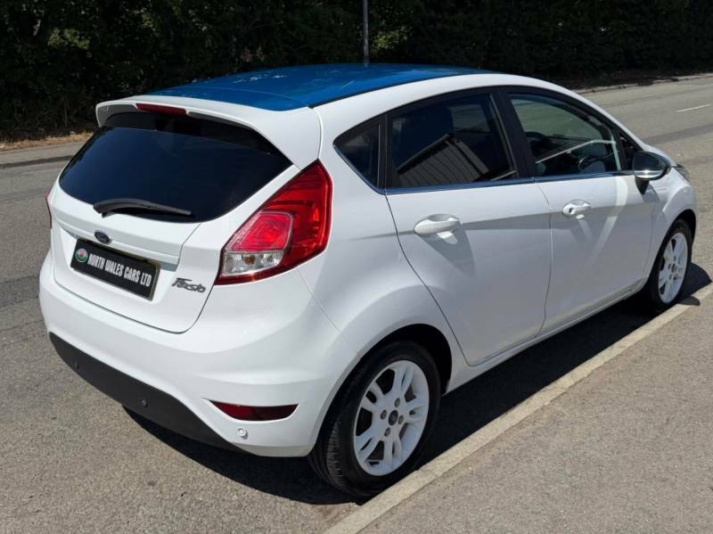 Ford Fiesta 1.25 82 Zetec White White #5
