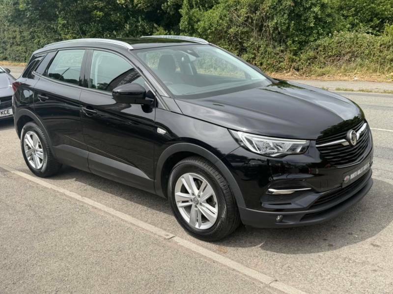Vauxhall Grandland X 1.5 Turbo D Se Black #2
