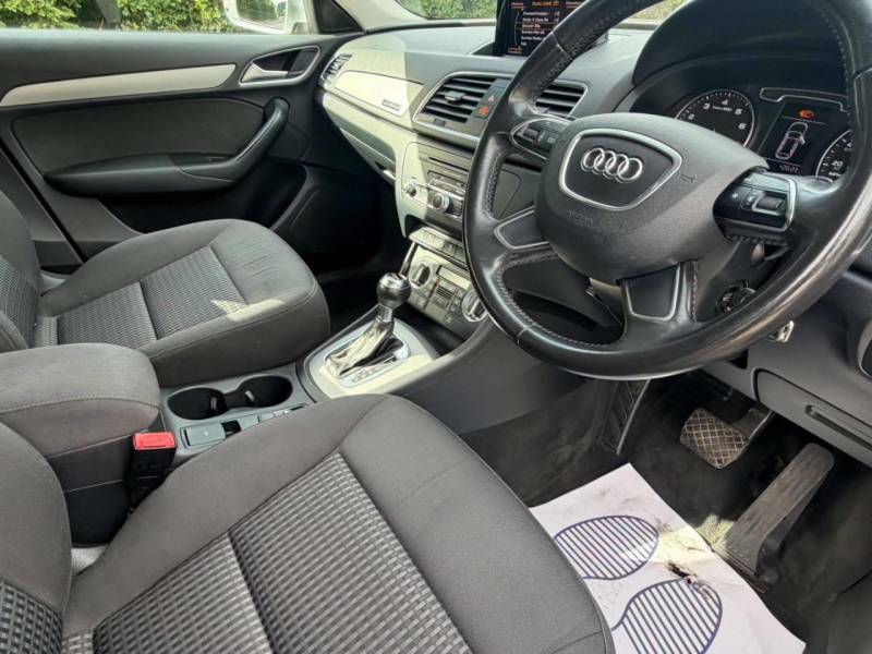 Audi Q3 Suv 2.0 White #12