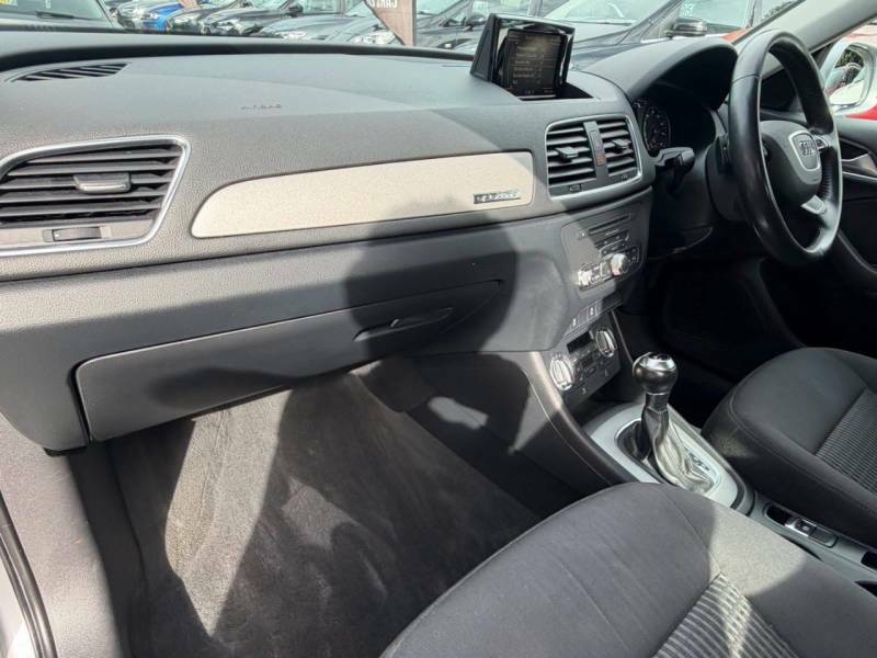 Audi Q3 Suv 2.0 White #14