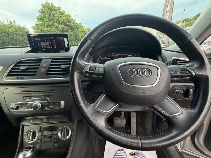 Audi Q3 Suv 2.0 White #22