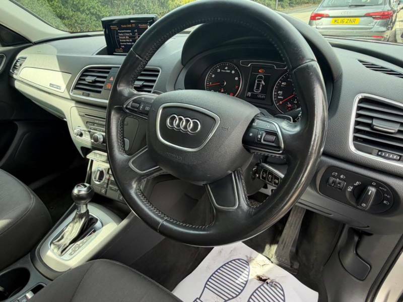Audi Q3 Suv 2.0 White #10
