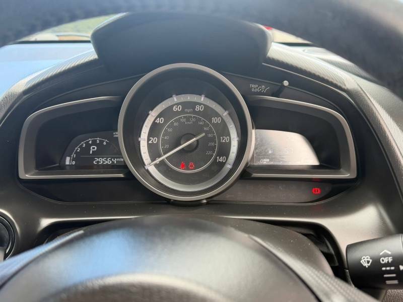 Mazda 2 1.5L Se-l Red #22