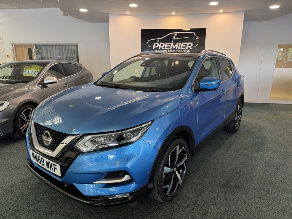 Nissan Qashqai 1.3 Dig-t Tekna Blue
