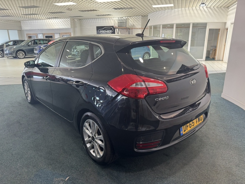 Kia Ceed 1.6 Gdi Isg 2 DF65TWG Black #4