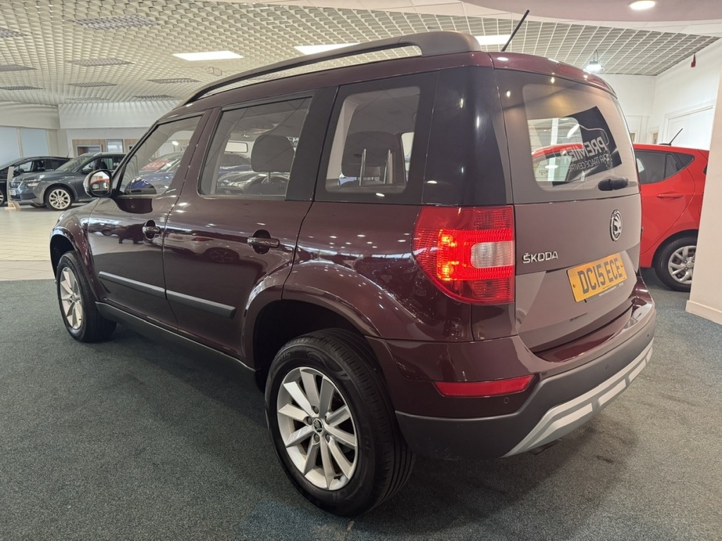 Skoda Yeti 1.2 Tsi 110 S Dsg Red #4