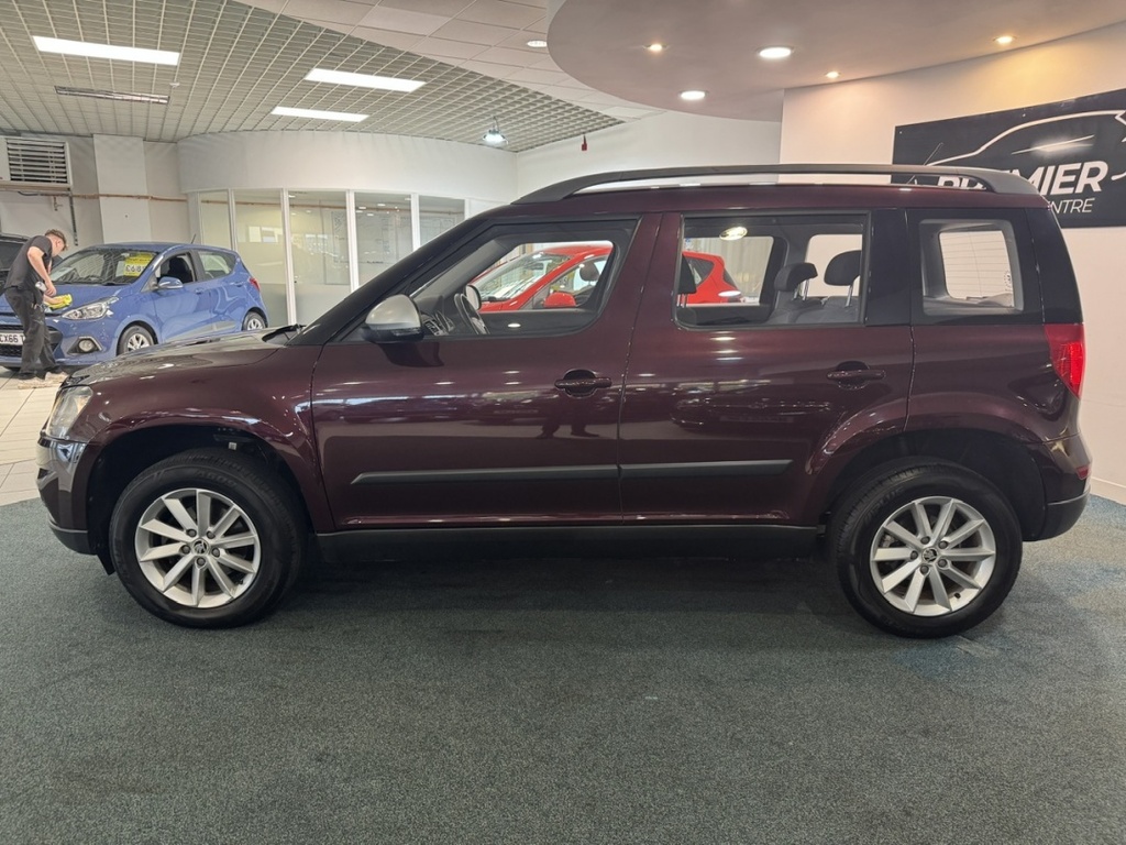 Skoda Yeti 1.2 Tsi 110 S Dsg Red #3