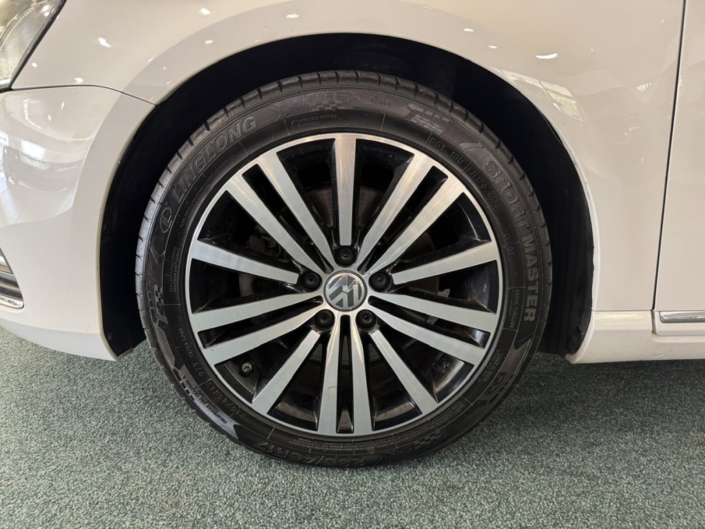 Volkswagen Passat 2.0 Tdi Bluemotion Tech S Saloon Dsg Eu Silver #12