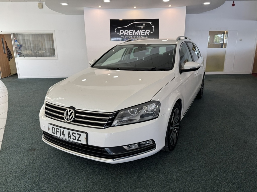 Volkswagen Passat 2.0 Tdi Bluemotion Tech Sport White #2