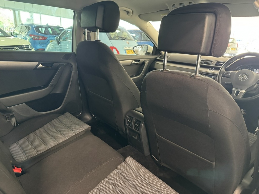 Volkswagen Passat 2.0 Tdi Bluemotion Tech S Saloon Dsg Eu Silver #27