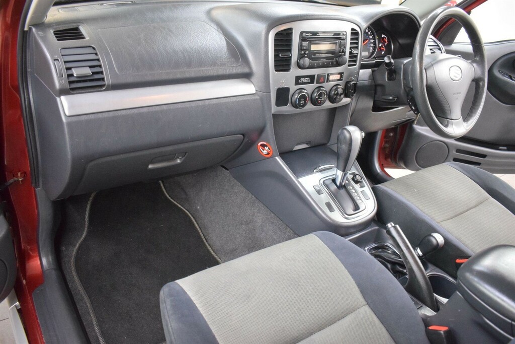 Suzuki Grand Vitara 1.6 Se Estate Red #3
