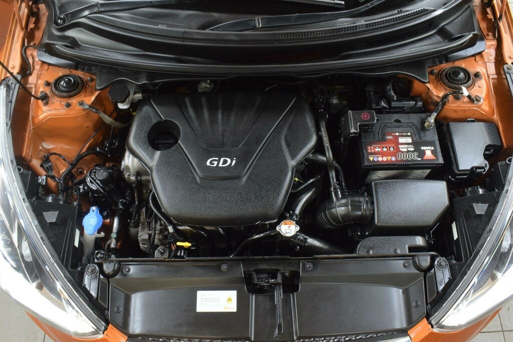 Hyundai Veloster 1.6 Gdi Euro 5 Orange #4