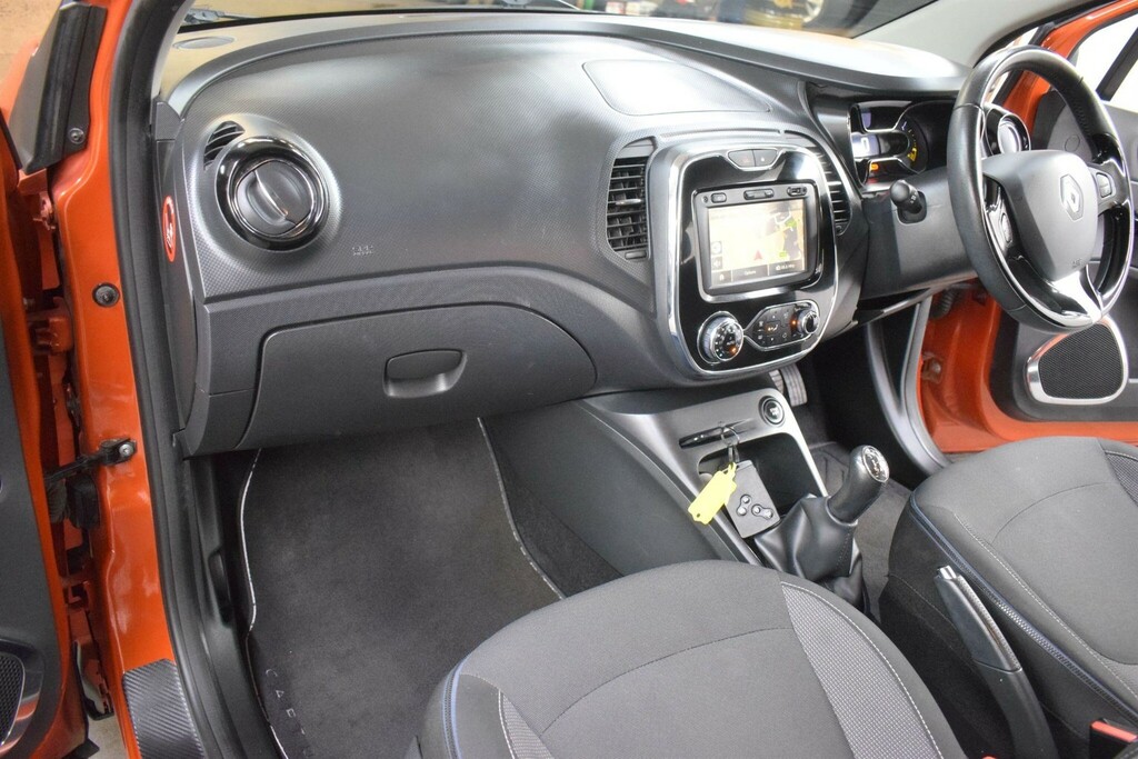 Renault Captur 1.5 Dci Energy Dynamique S Nav Euro 6 Ss SM65DUV Orange #3