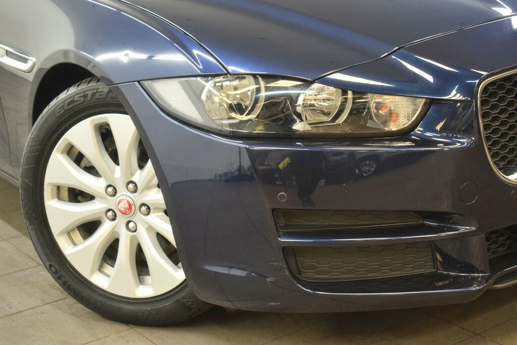 Jaguar XE 2.0D Prestige Euro 6 Ss Blue #6